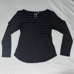 Nollie black and grey striped long sleeve shirt Size M